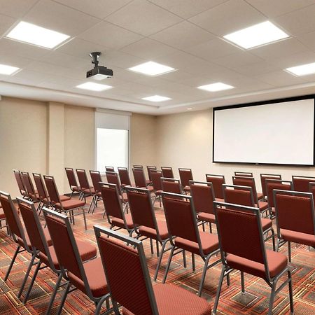 Home2 Suites By Hilton Milwaukee Brookfield Вокеша Екстер'єр фото