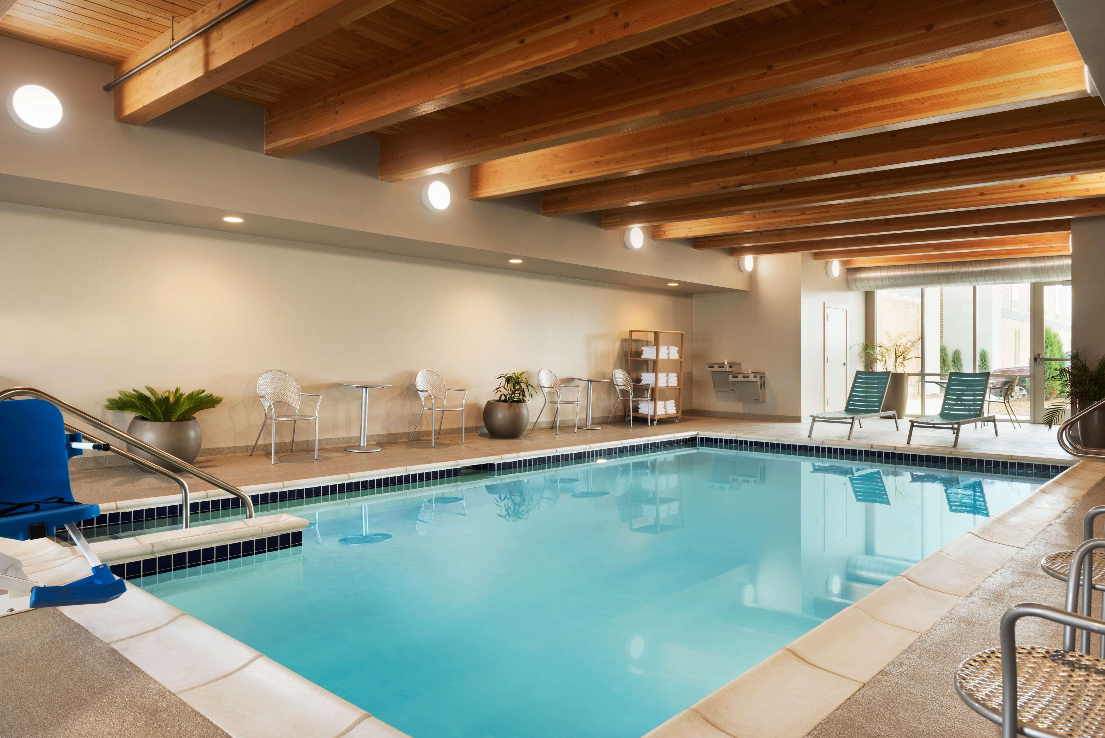 Home2 Suites By Hilton Milwaukee Brookfield Вокеша Екстер'єр фото