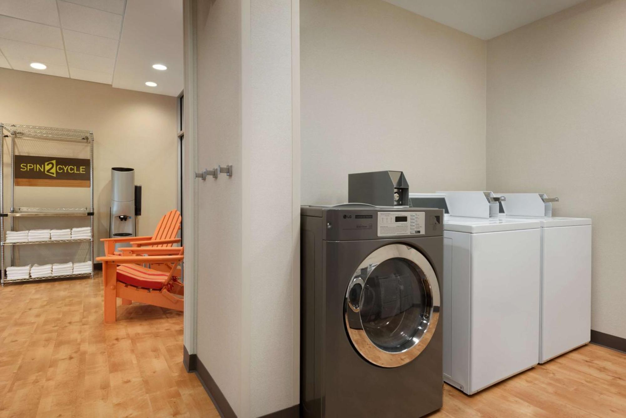Home2 Suites By Hilton Milwaukee Brookfield Вокеша Екстер'єр фото